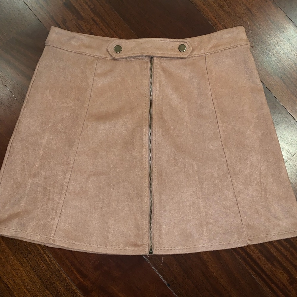 AQUA Tan Faux Suede Mini Zip Skirt